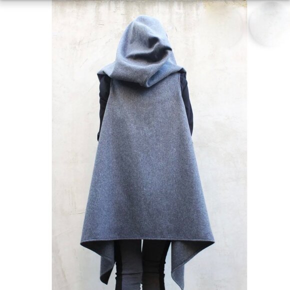 Fraktura Asymmetrical Wool Sleeveless Hooded Cloak Vest Coat Gray Size Medium - Picture 6 of 9